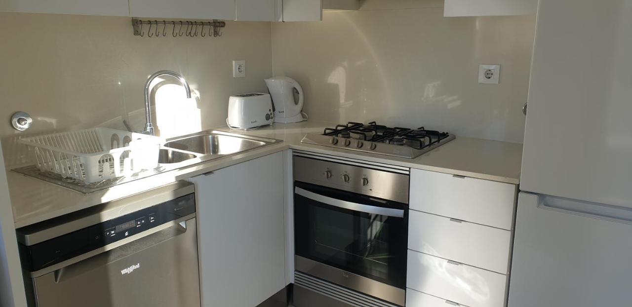5Min Walk From Subway Station & Free Parking Apartment Lisbon Bagian luar foto