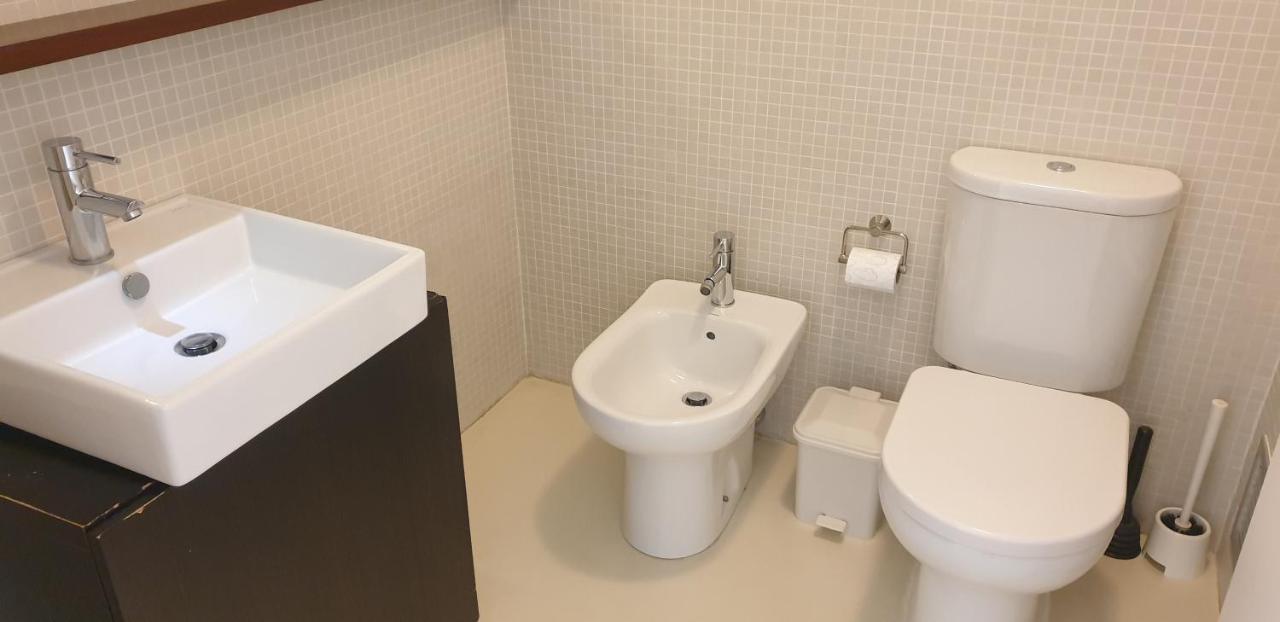 5Min Walk From Subway Station & Free Parking Apartment Lisbon Bagian luar foto
